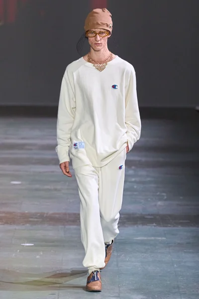 Look 14